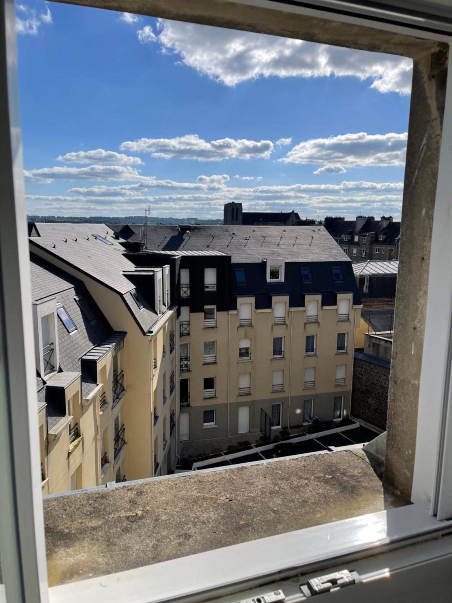 Appartement Renove Tout Equipe, Centre Ville, Proche De La Gare Et Commerce Flers Kültér fotó