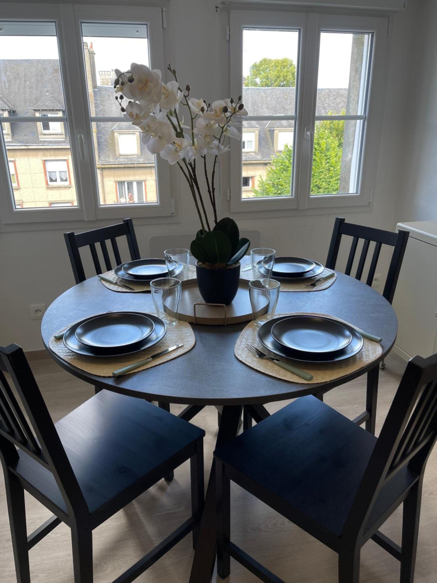 Appartement Renove Tout Equipe, Centre Ville, Proche De La Gare Et Commerce Flers Kültér fotó