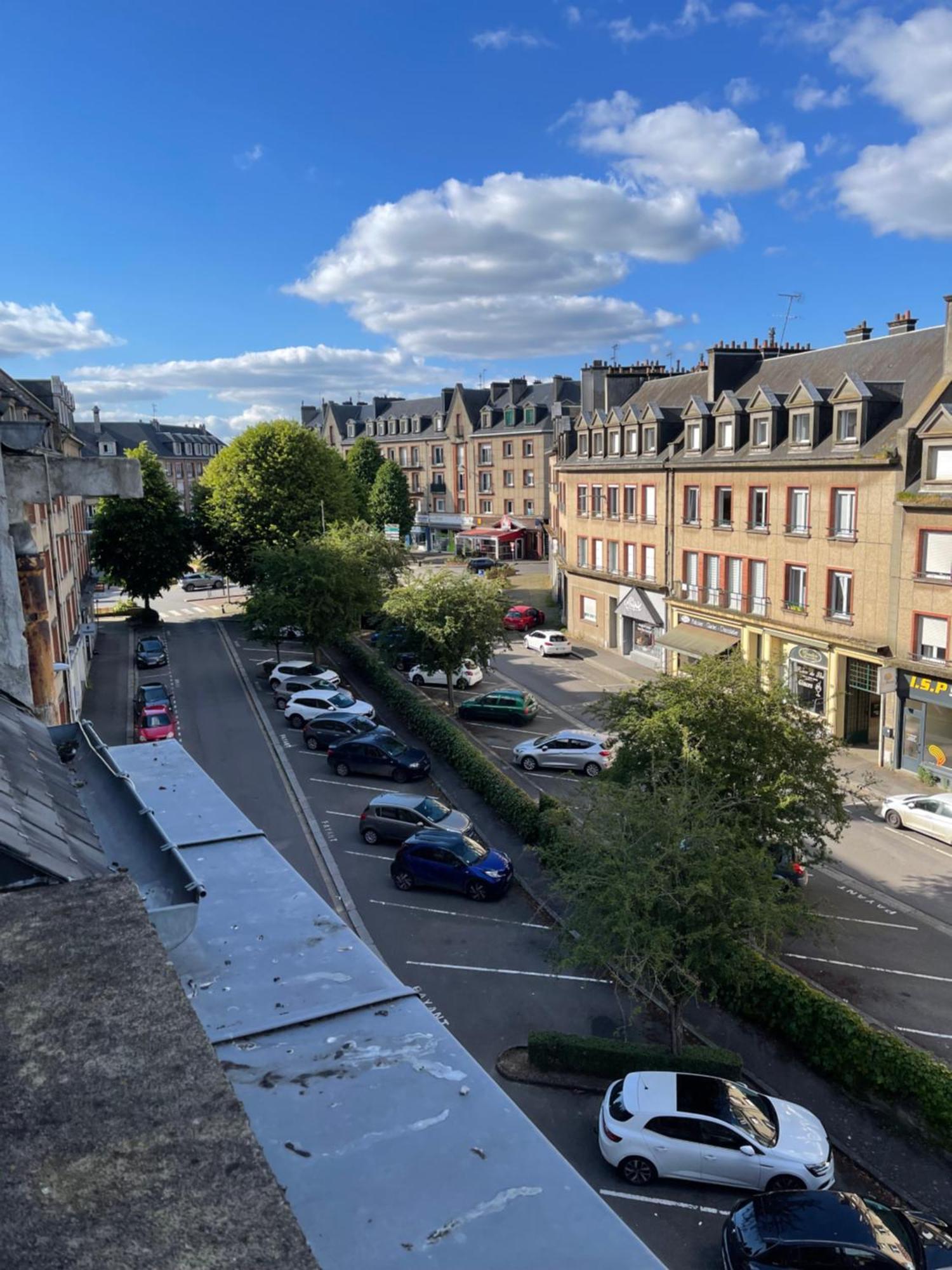 Appartement Renove Tout Equipe, Centre Ville, Proche De La Gare Et Commerce Flers Kültér fotó